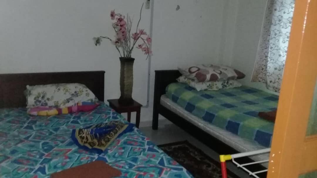 Homestay Dayani Musleem Port Dickson Extérieur photo